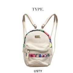 【美品】コリーンウィルコックス❤ミニリュック　オフホワイト　人気バッグの画像