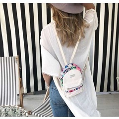 【美品】コリーンウィルコックス❤ミニリュック　オフホワイト　人気バッグの画像