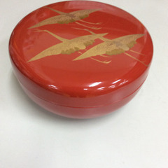 ★ 鶴 漆器 菓子器 朱色 金柄