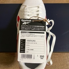 Reebokスニーカーの画像