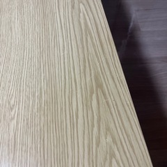 ニトリの折りたたみテーブルの画像