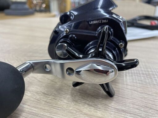 DAIWA LEOBRITZ 200J 電動リール ダイワ レオブリッツ 釣り 電源コード付き 右巻き 店頭引き渡し歓迎 札幌市手稲区