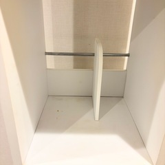 【0円】白い本棚を差し上げます。の画像