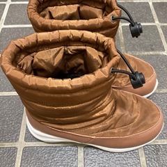 子ども　キッズ　スノーブーツ　20センチ　茶　ブラウンの画像