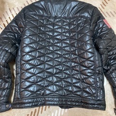 キルティングブルゾンの画像