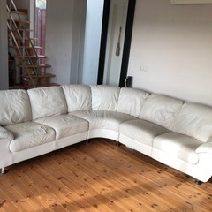 無料！！　コーナーソファー　　リビングソファー　3分割の画像