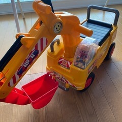 アンパンマン ショベルカーとヘルメット