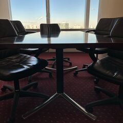 オフィス用のミーティングテーブルをお譲りいたしますの画像