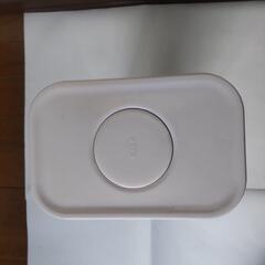 【決まりました】片手で簡単に開閉できる乾燥食品用保存容器の画像
