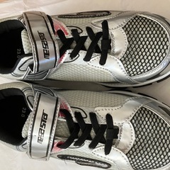 新品スニーカーシュ-ズ