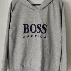 BOSSのパーカー