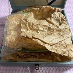 ガラスボール(ケース付き)取引決まりましたの画像