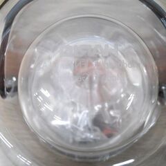 未使用保管品 HARIO ハリオ 冷酒器 京・地炉利 耐熱ガラス 保冷 酒器 氷入れ付き ちろり 苫小牧西店の画像