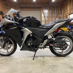 ホンダ CBR250Rの画像