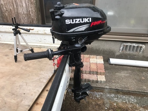 SUZUKI☆船外機☆2馬力☆DF2☆4スト☆バス釣り☆