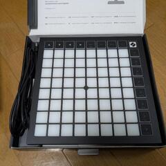 Novation Launchpad X MIDIパッドの画像