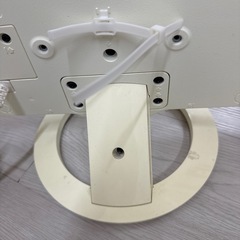中古　小型テレビ　ホワイトの画像