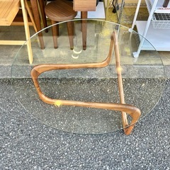 《売約済》【池上店】 Timeless craft LIN ラウンドテーブル タイムレスクラフト リン 廃盤　ガラステーブル ウォルナット センターテーブル 北欧 スタイル デザイン テーブル　の画像