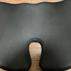 低反発クッション　取手付き
