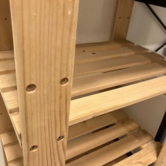 木の棚の画像