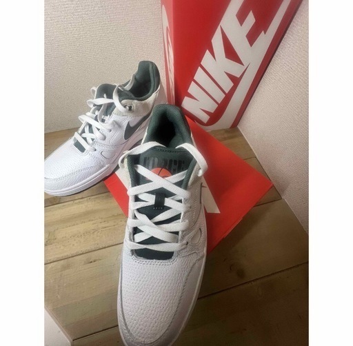 NIKEフルフォース スニーカーLOW