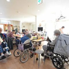 料理カンタン♪私生活との両立にピッタリ♪寸志あり★柔軟シフト調理スタッフ★の画像