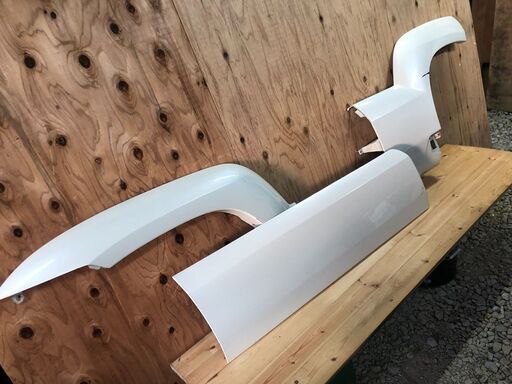 ☆彡トヨタ ランドクルーザープラド!!左フェンダー・ドアパネル・リアフェンダー!!パールホワイト・3点セット！