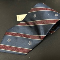 VERSACE シルクネクタイ　イタリア製　未使用
