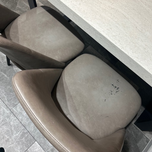最終値下げ‼️ダイニングテーブル椅子4つ付き‼️