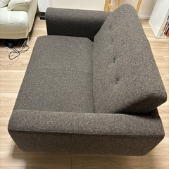 折りたたみ脚付きソファベッド⭐︎2人掛けの画像