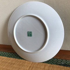2014年のカレンダー柄のお皿の画像