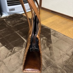 レディースバッグ 本革の画像