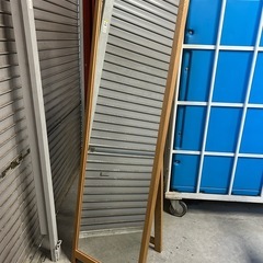 ☆木目が綺麗な スタンドミラーの画像