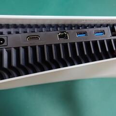 初期型PS5 + おまけの画像