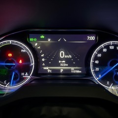 ハリアーハイブリッド　Zレザー最上級グレード　車検満タンの画像