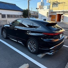 ハリアーハイブリッド　Zレザー最上級グレード　車検満タンの画像