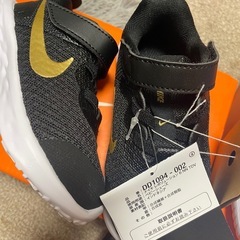 新品未使用　NIKE  11.12.13センチ　ベビーシューズ　の画像