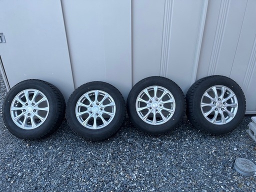 24年製！195/65/15スタッドレス！プリジストン