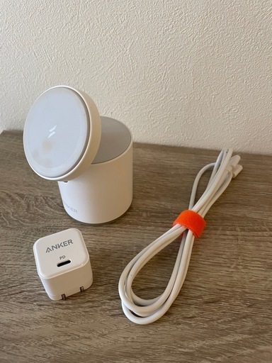 ワイヤレス充電器　Anker 623