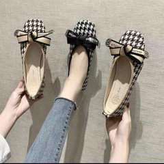 【新品未使用】パンプス　ぺたんこ　千鳥柄の画像