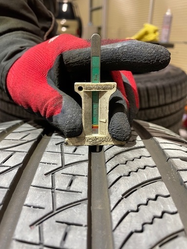 4本　
PIRELLI ｽｺｰﾋﾟｵﾝｾﾞﾛ 255/55r20 24年　
