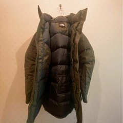 ✨お取引中✨THE NORTH FACE700フィル相当オリーブグリーンイカルイトダウンジャケットパーカー
