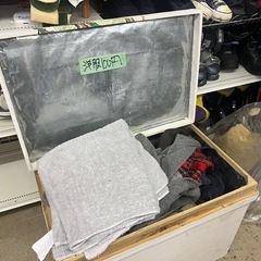 洋服　大量放出