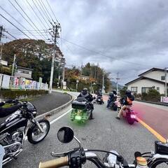 ハーレーにお乗りの方、宜しければご一緒しましょう。 - 友達