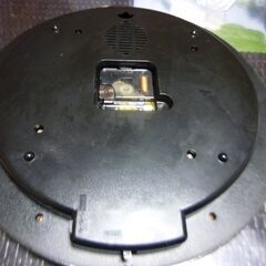 LANDEX掛け時計中古（直径３１cm）の画像