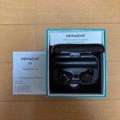 イヤホン　Bluetoothイヤホンの画像