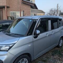 希少高年式、
トヨタルーミー、走行4000キロ美車の画像