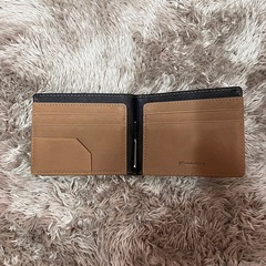 マネークリップ二つ折財布の画像