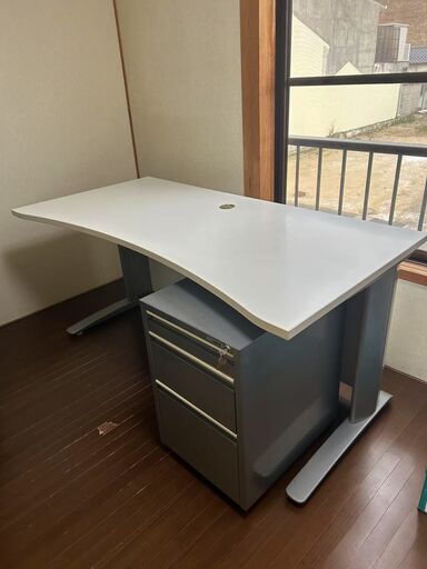大型デスク　デスク下キャビネット付