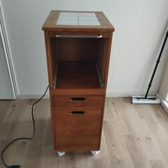 小型キッチンワゴン　炊飯器収納